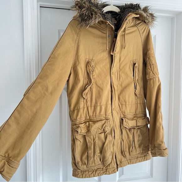 HOLLISTER Hooded Faux Fur Fully Lined Jacket Utility Coat Tan Khaki S - Picture 3 of 12